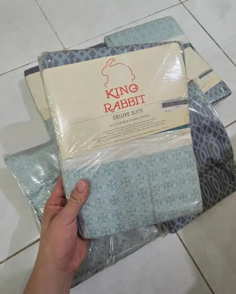Sprei Set King Rabbit 120x200 cm warna Tosca