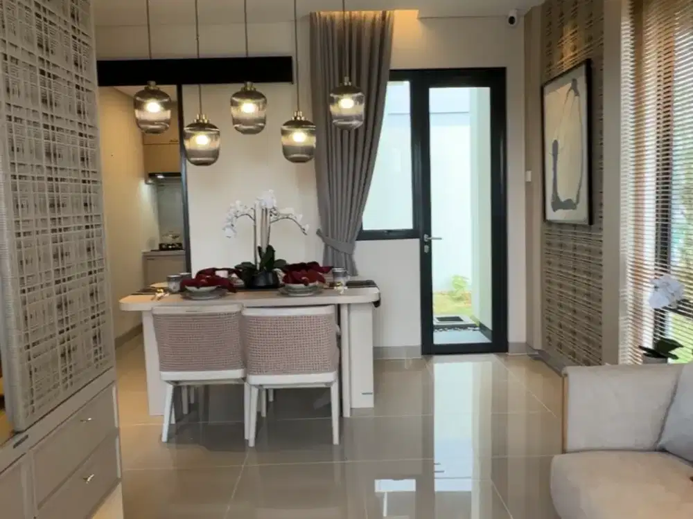RUMAH BARU 2 LANTAI SELANGKAH KE TOL!