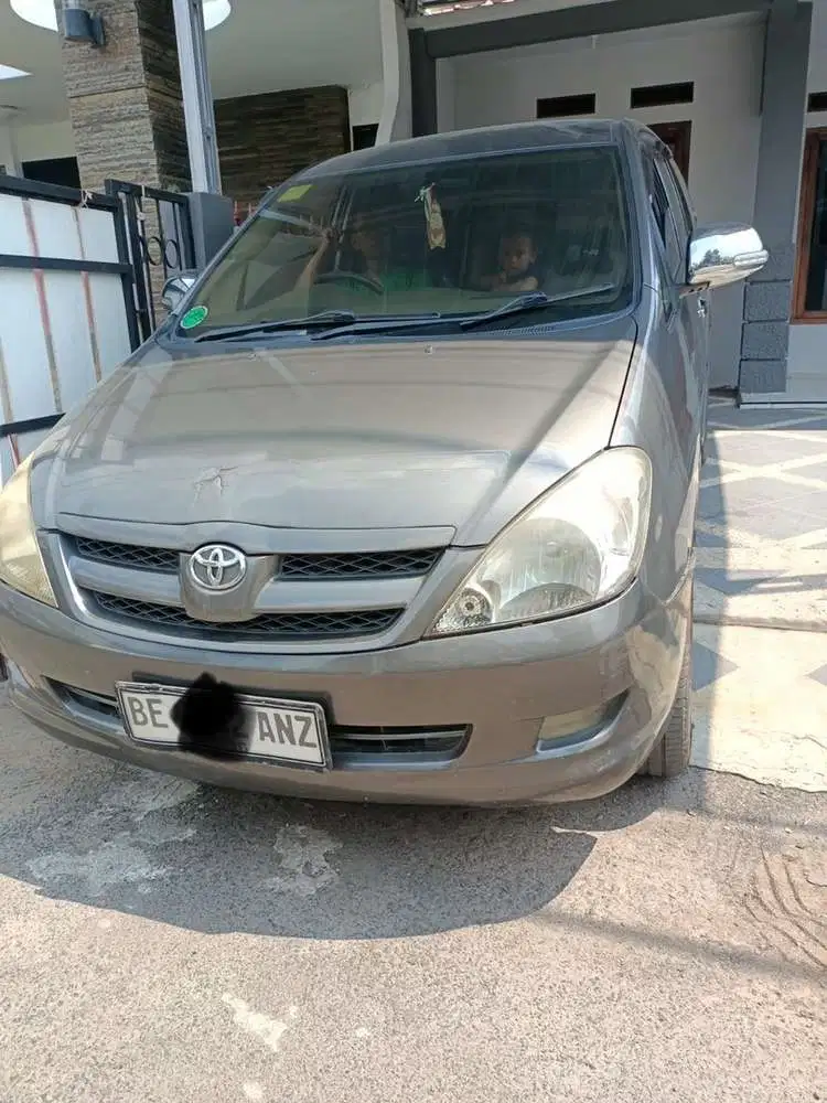 Toyota Kijang Innova 2007 Bensin