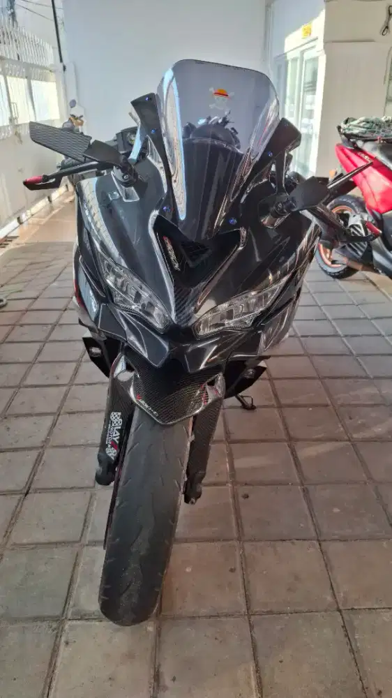 Ninja 250  fi low km mulus pajak on