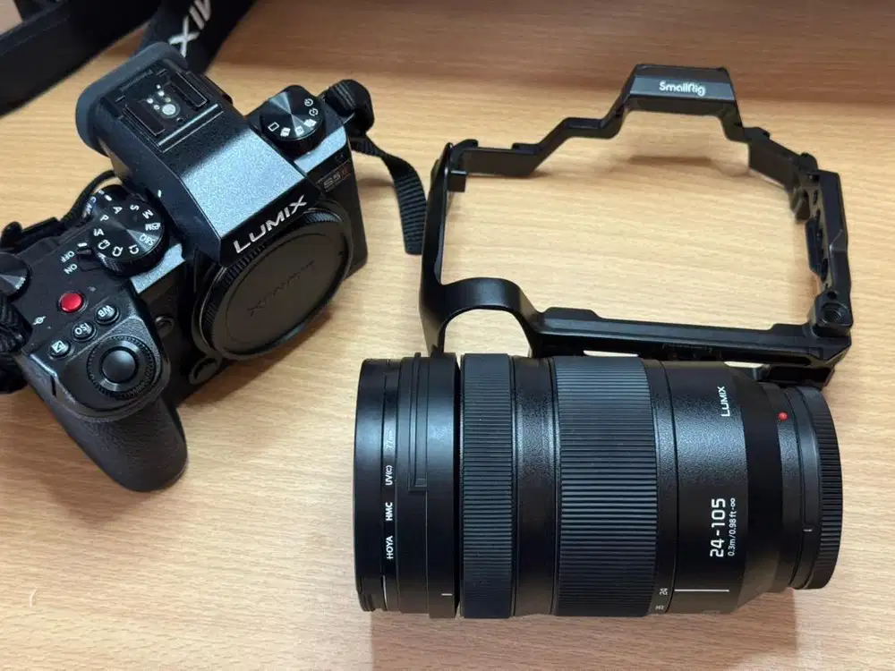 Dijual Panasonic Lumix S5ii + SmallRig + Lensa Lumix S 24-105mm f4