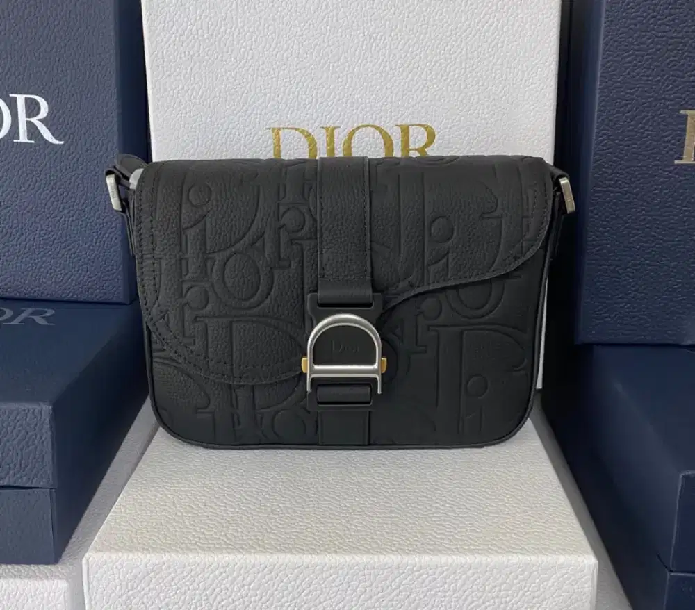 Tas selempang slingbag dior unisex size S