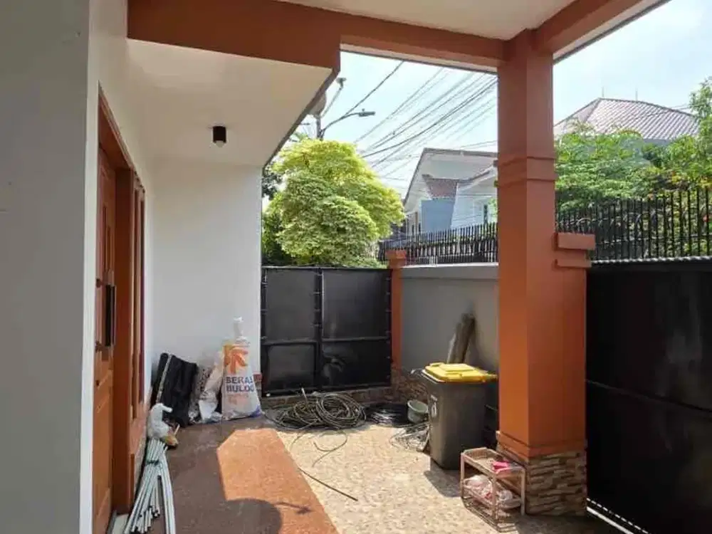 Rumah 2,5 Lantai Siap Huni di daerah Kayu Putih Jakarta Utara
