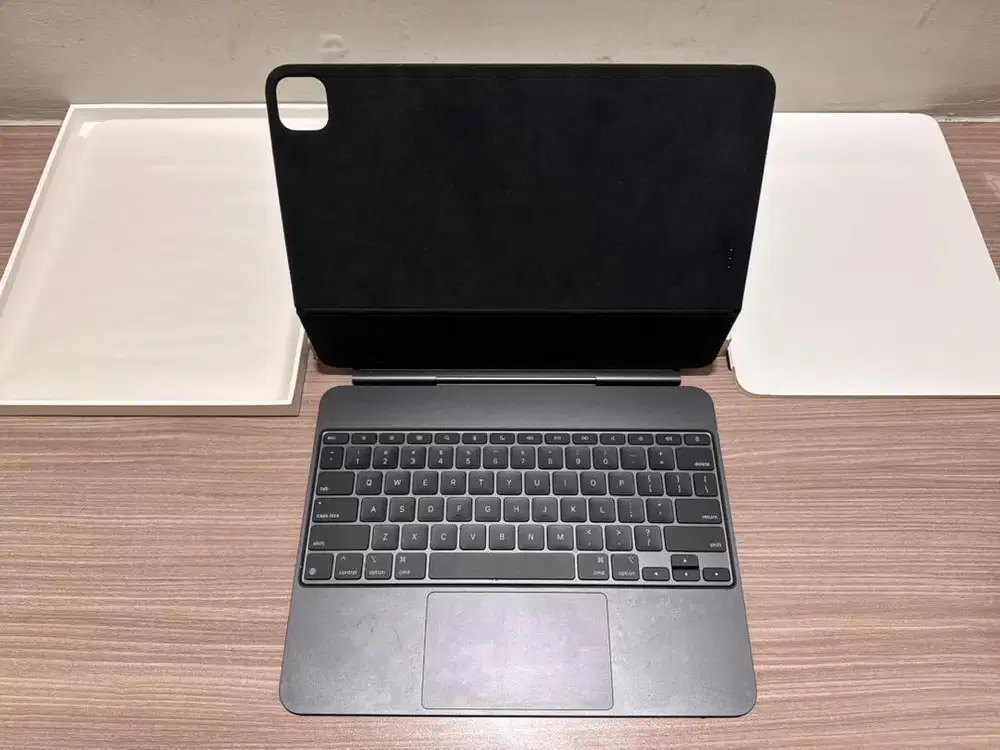 Apple iPad Magic Keyboard iPad Pro M4 13 inch