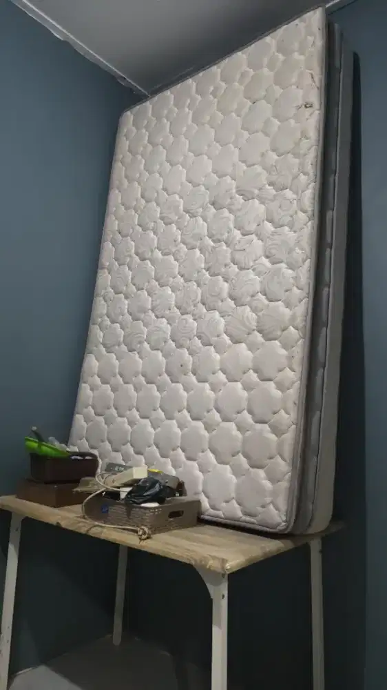 Kasur Spring bed