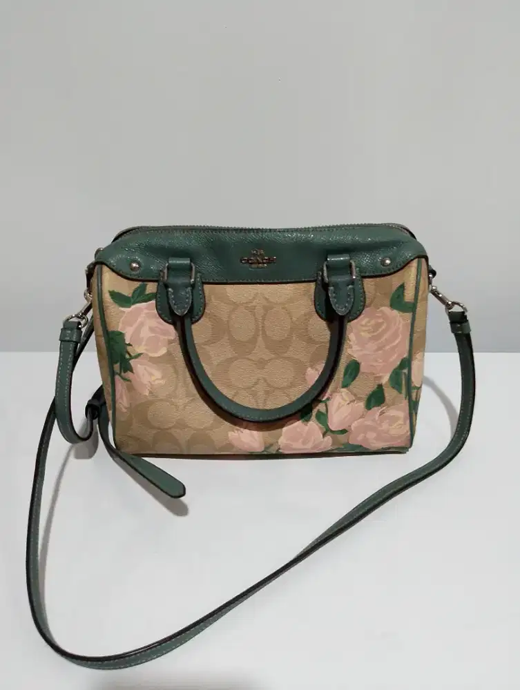 Tas Coach New York
