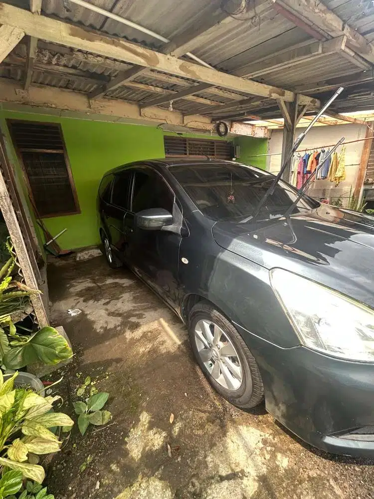 Nissan Grand livina 2013 Bensin