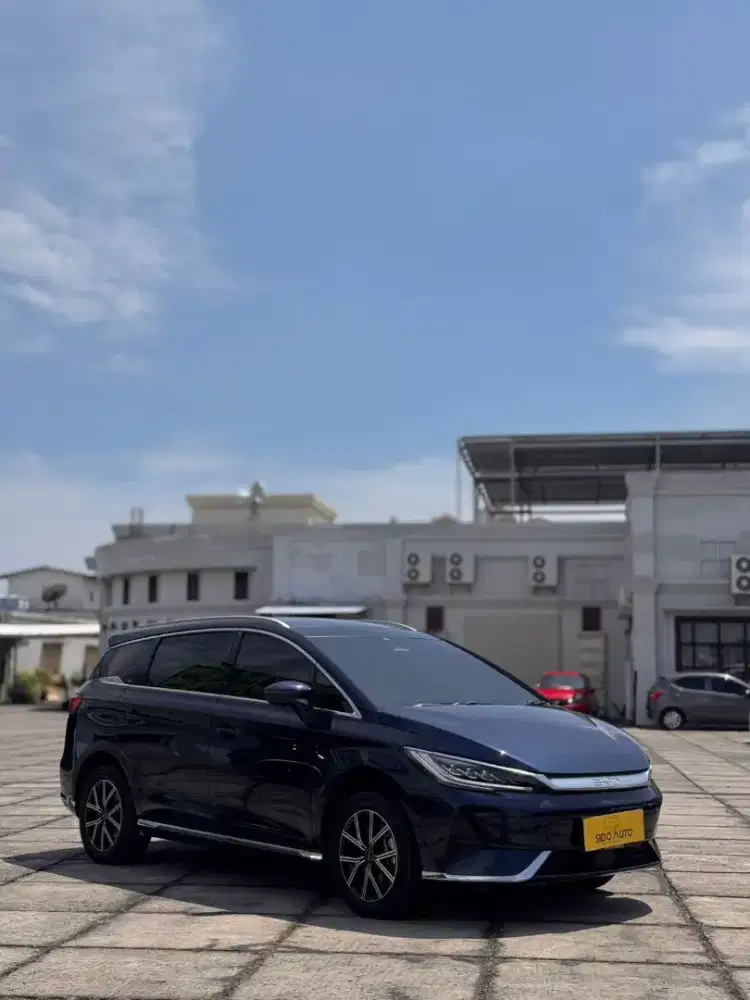 BYD m6 superior 2024