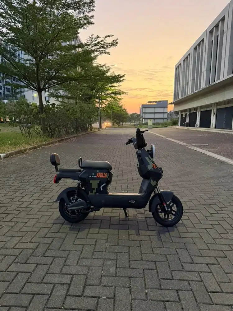 Sepeda Listrik GODA APOLLO – Kondisi Mulus Siap Pakai
