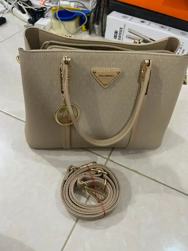 Dijual rugi tas wanita Palomino baru 1x pakai masih sangat bagus