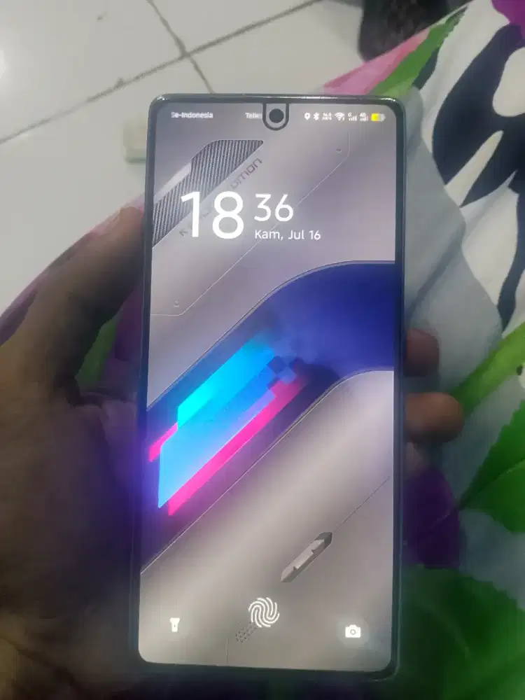Infinix note 40 8/256 special bmw