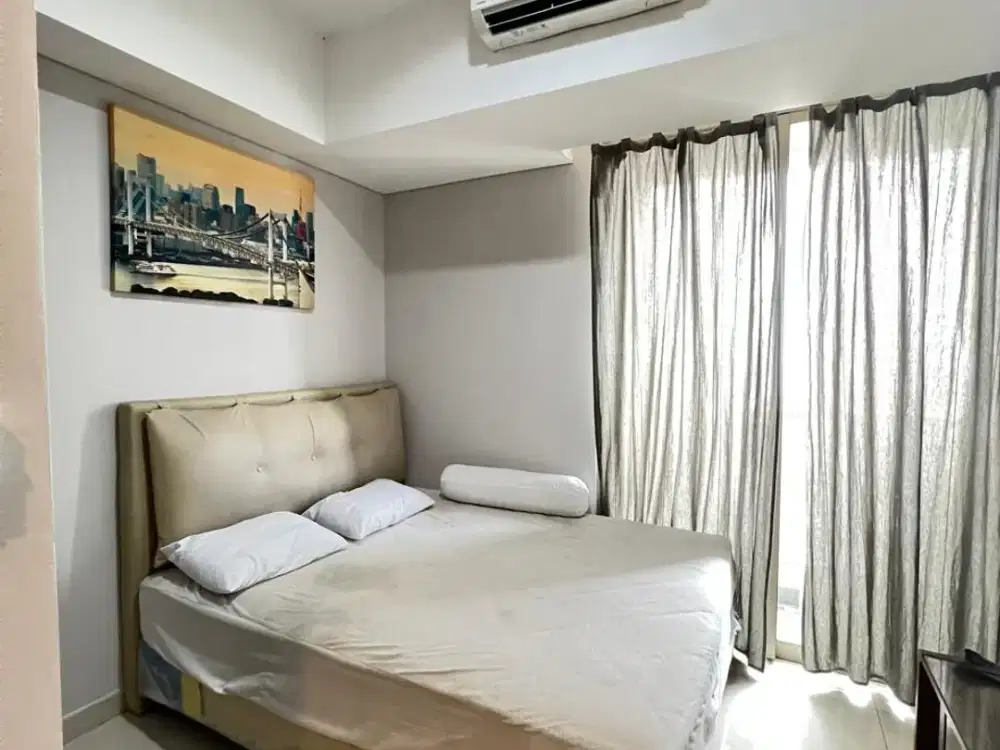 Studio Furnished Apartemen Taman Anggrek Residences - Jakarta Barat