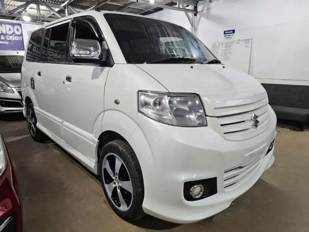 Apv Sgx Luxury R17 m/t 2013