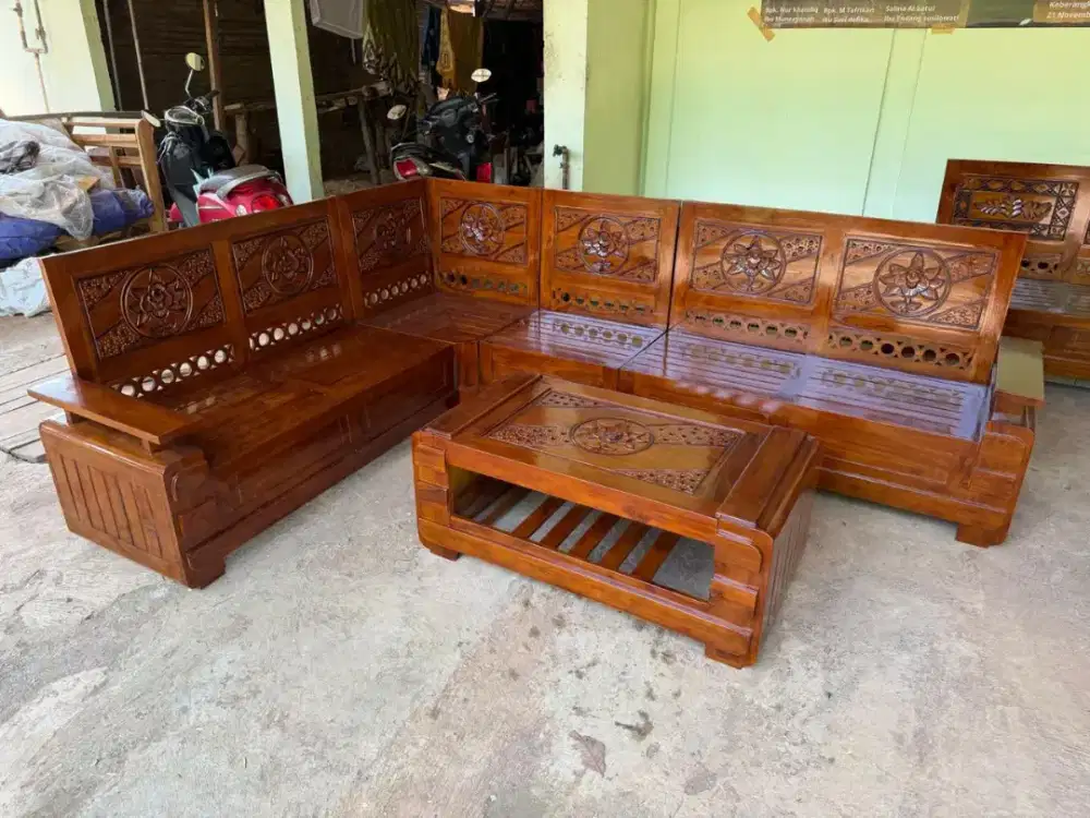 KURSI TAMU SUDUT