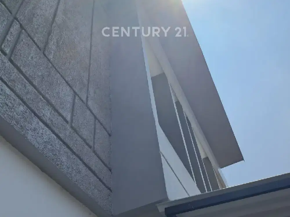 Rumah Baru Dalam Komplek Perumahan Cinere