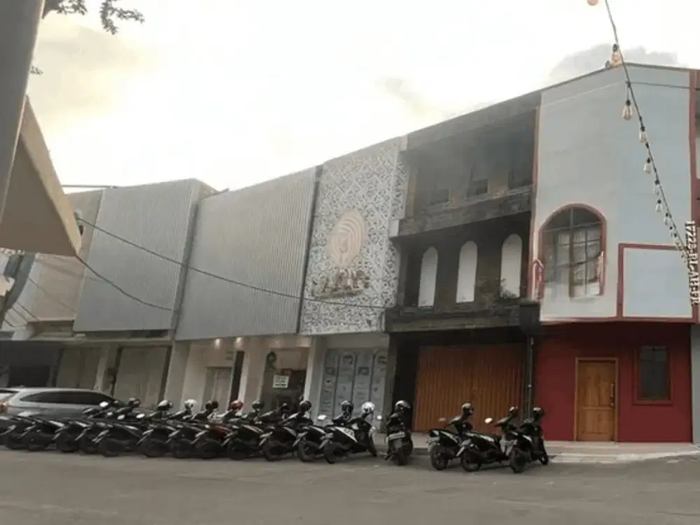 Disewakan Ruko 4 Lantai Lokasi Strategis Di Kemang Raya