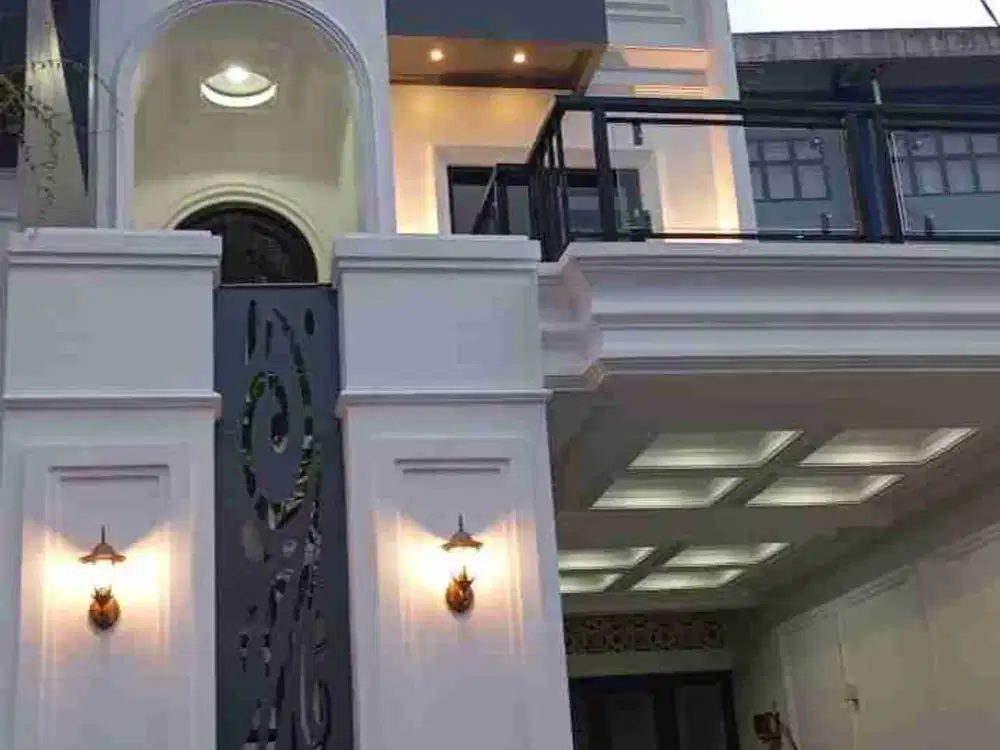 Dijual Rumah 3 lantai Perumahan Jatinegara indah Jakarta Timur