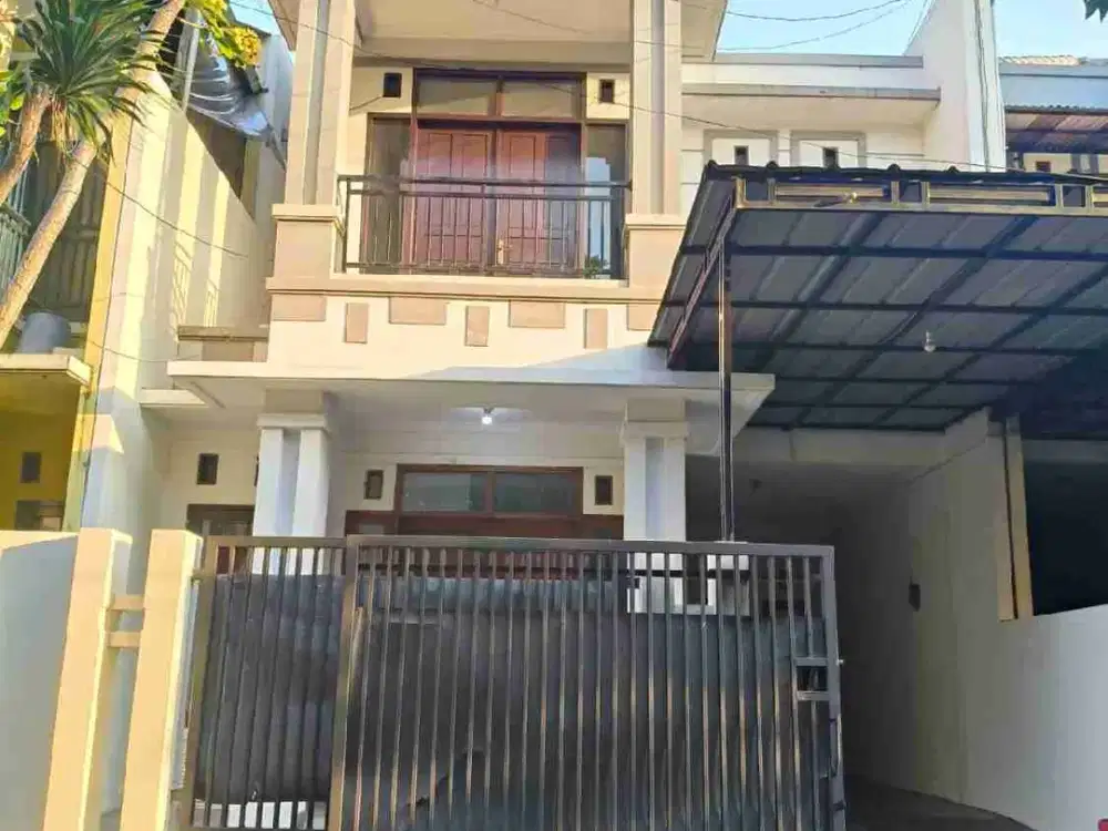 Disewakan rumah cakep, siap renov Digalaxy bekasi