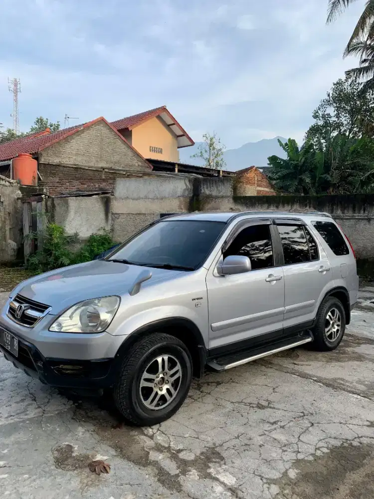 Mobil Honda CR -V 2003