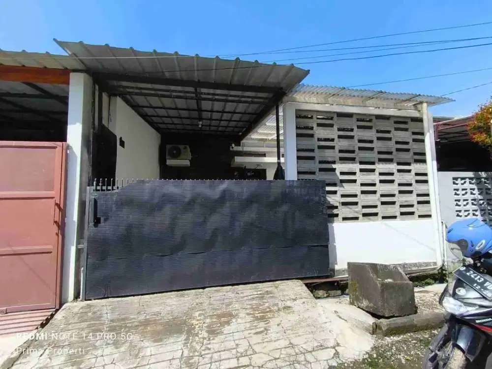 Rumah siap huni di komplek Kinagara Regency Buahbatu