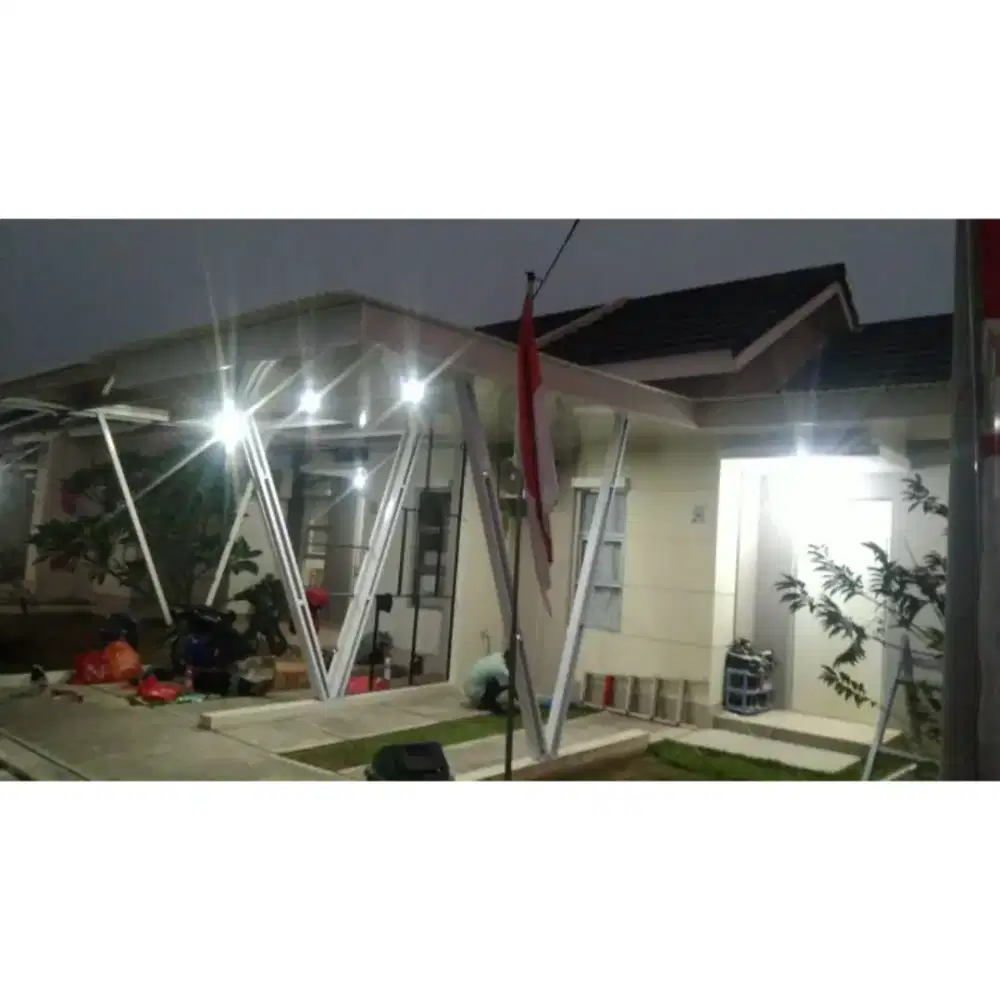 Kanopi baja ringan