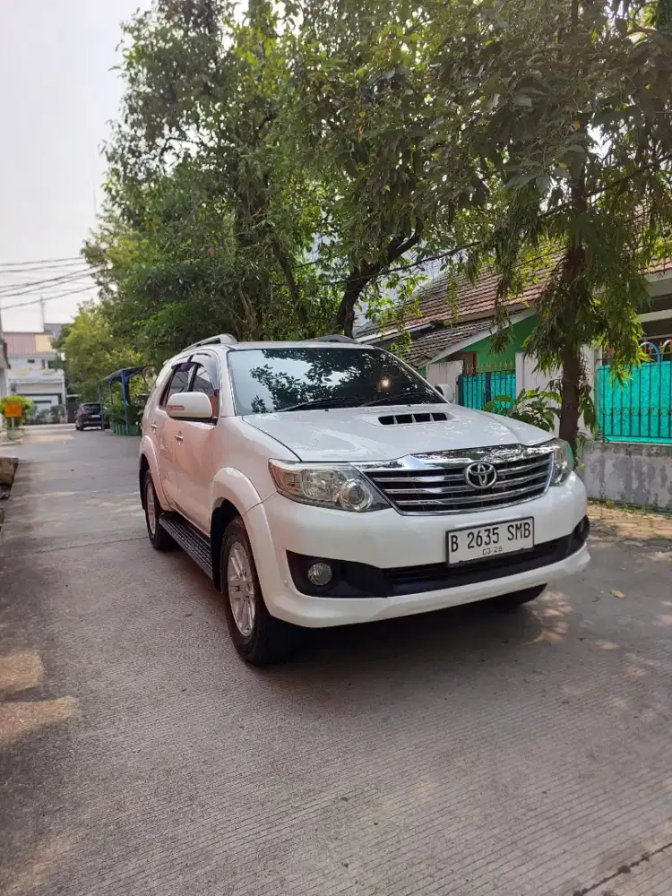 Toyota fortuner g vnt metic tahun 2013 istimewa