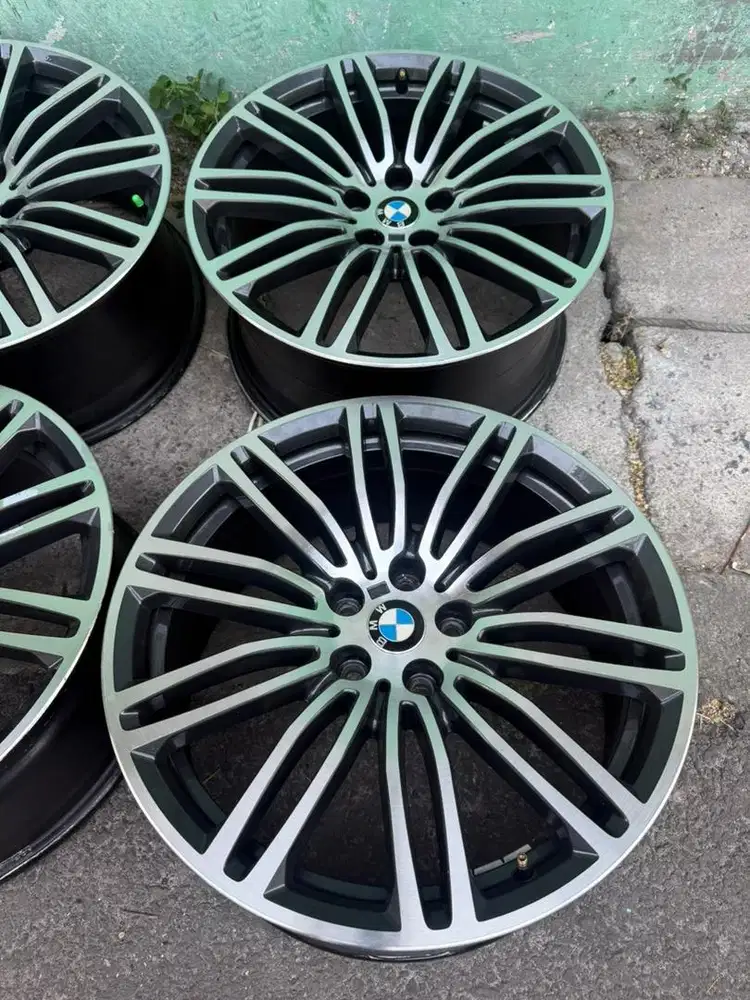 Velg BMW Style 664M R.19 ori
