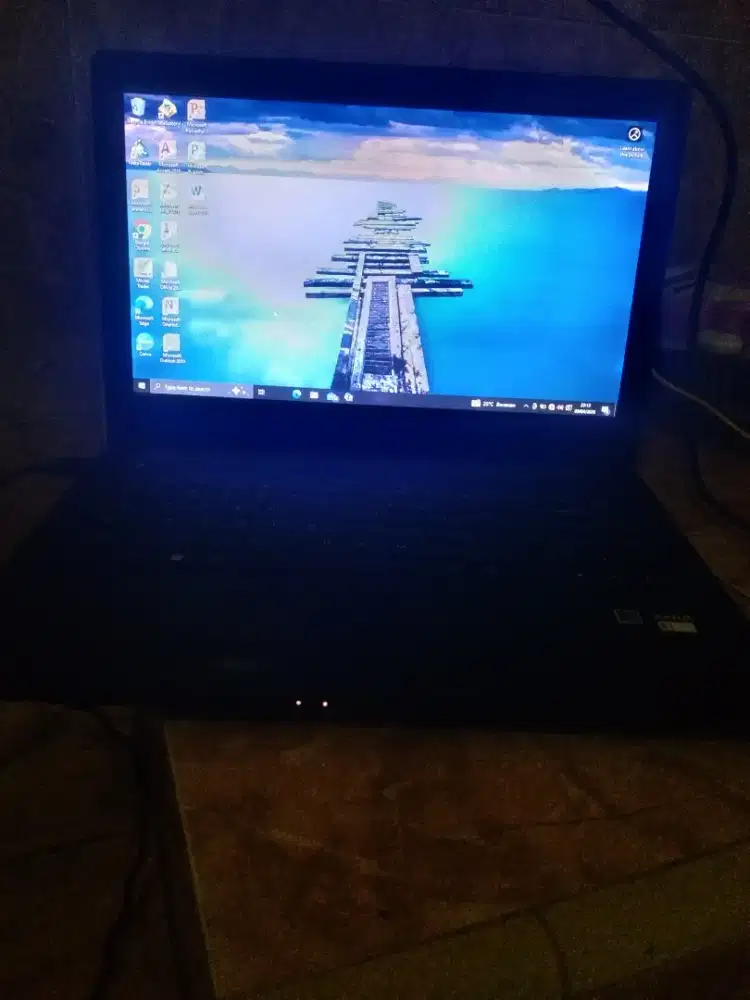 Di jual BU laptop Lenovo 80 E1
