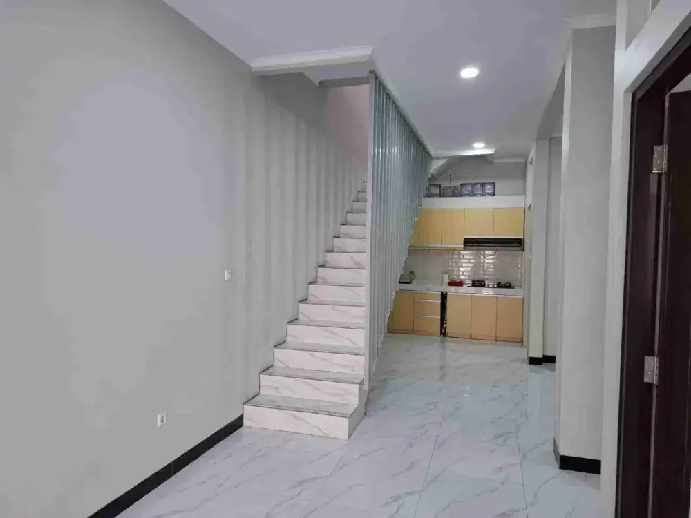 Jual Rumah Baru Full Renof Di TKI 1 Bandung