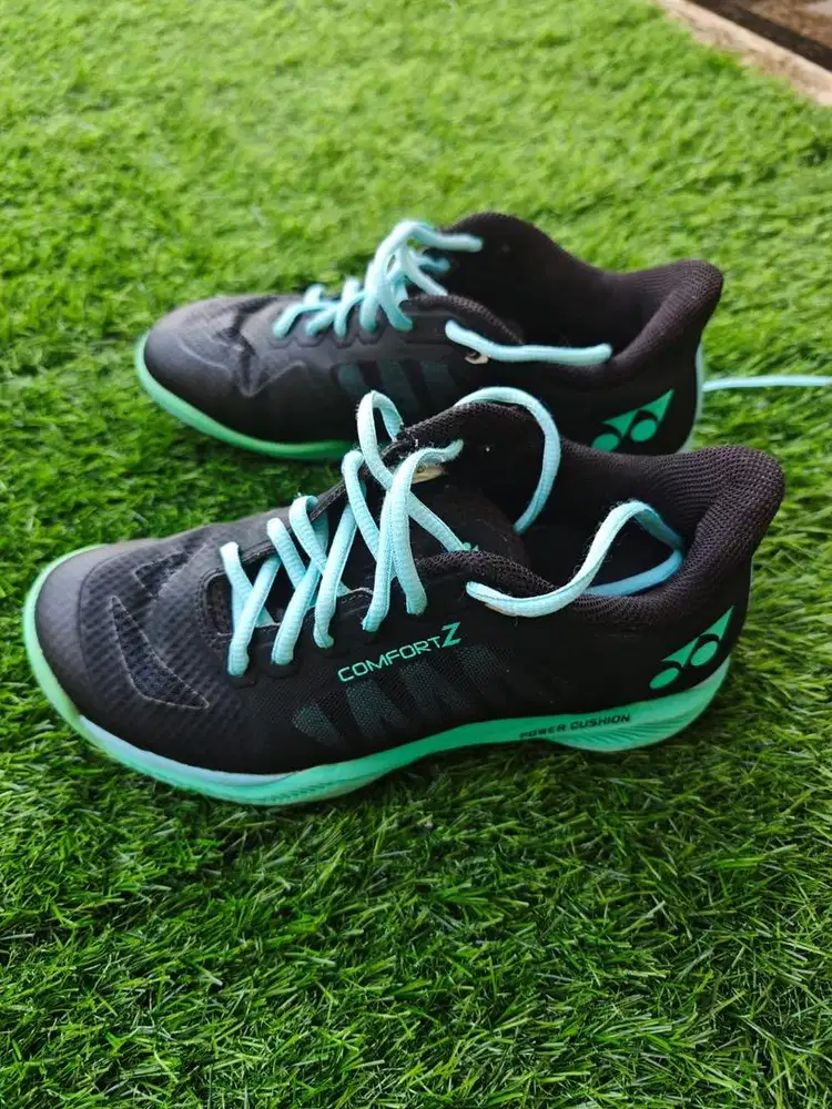 Sepatu Badminton Yonnex ORI Muluss