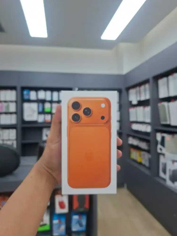 Iphone 17 pro promo cicilan bunga 0% syarat ktp aja