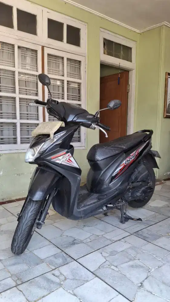 Di jual Motor Honda beat esp 2015
