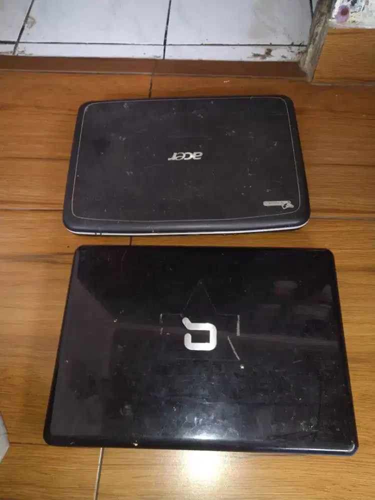 2 laptop Acer dan Compaq CQ40 jual cepat