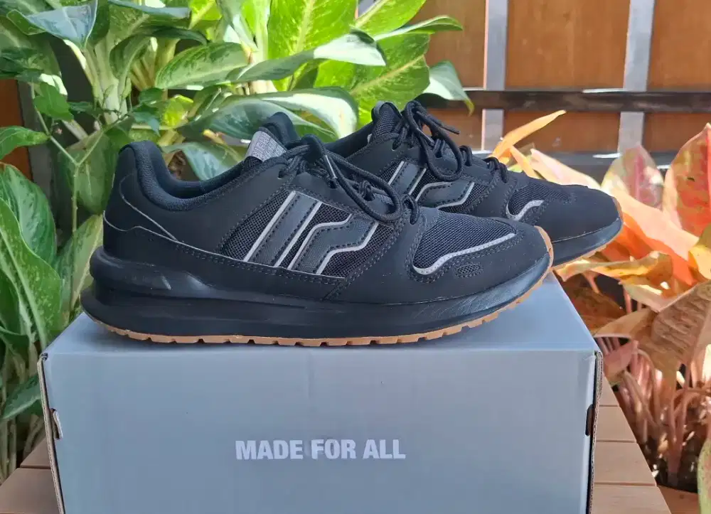 Piero jogger Size 41