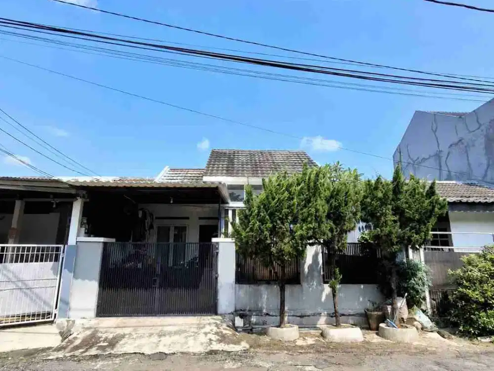 Ruamah Dijual Di Griya Loka BSD (GLB135)