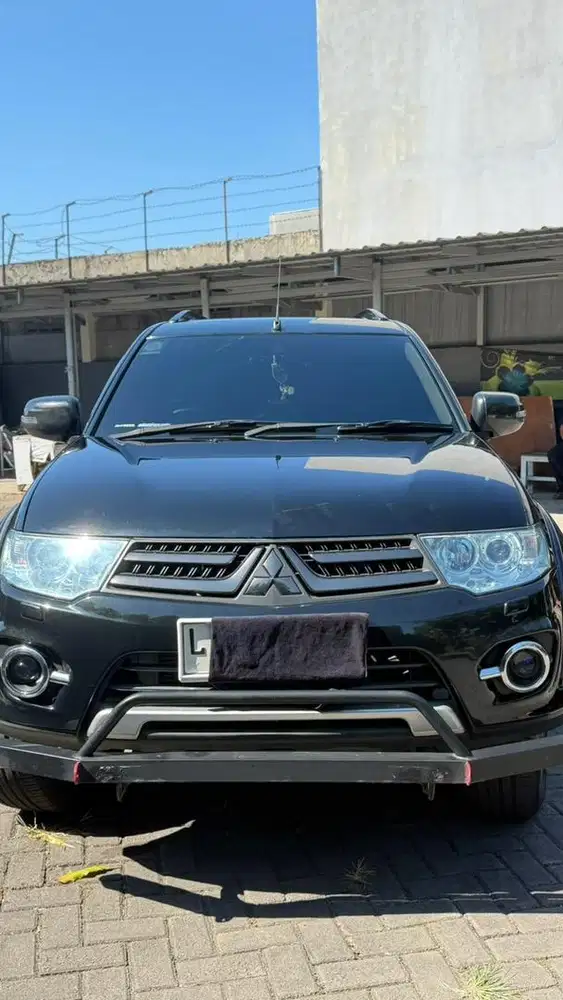 KONDISI SUPER MULUS !! MITSUBISHI PAJERO SPORT DAKAR 2014