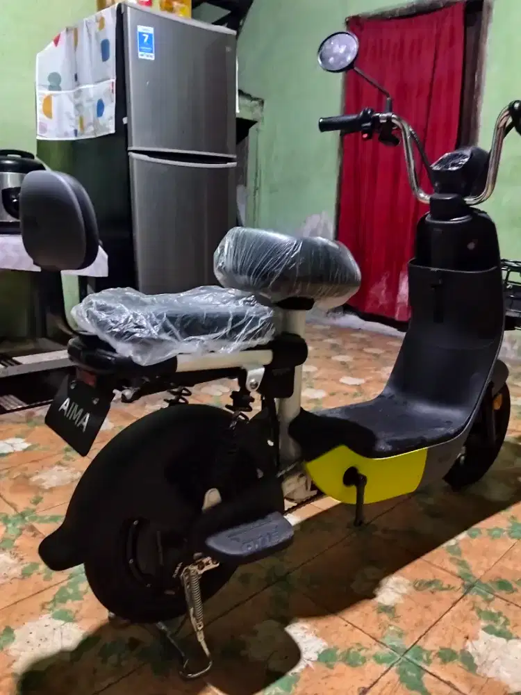 Sepeda listrik merek AIMA JARAK TEMPU 45KM