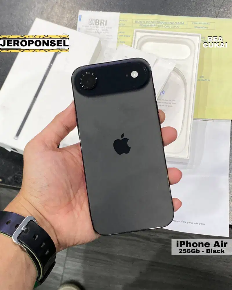 IPHONE AIR 256GB BLACK LIKE NEW GARANSI PANJANG TERDAFTAR BEACUKAI