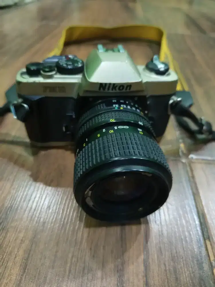Camera NIKON FM 10