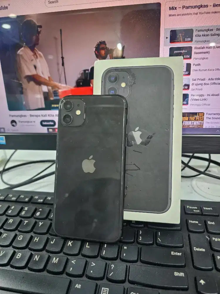 Iphone 11 64gb beacukai bisa tukar tambah