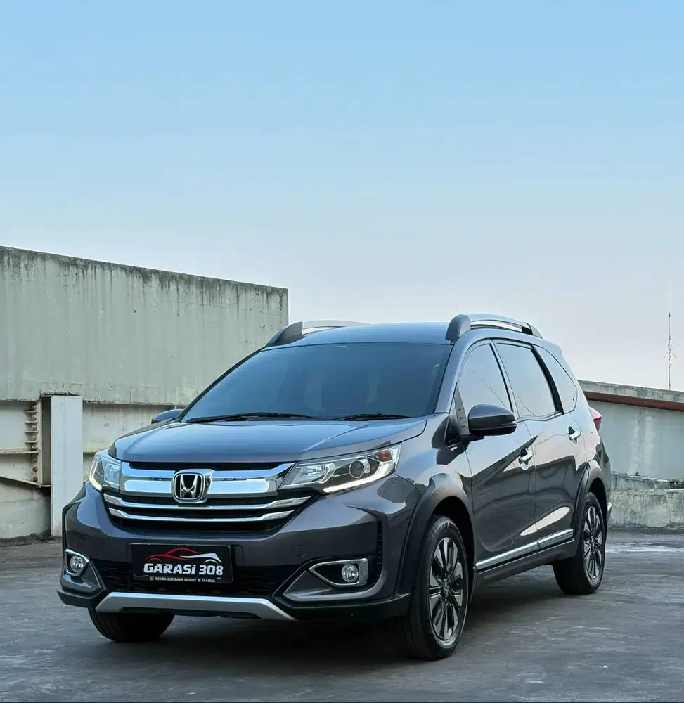 Honda BRV 1.5 E CVT 2021 BR-V AT Abu Abu KM 44 rb Record Pajak 05-2027