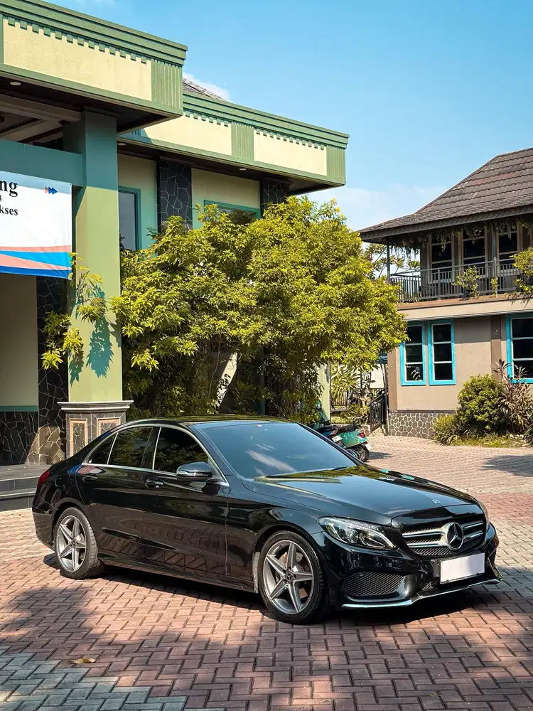 Mercedez Benz C200 AMG 2018 (dp 3jt)