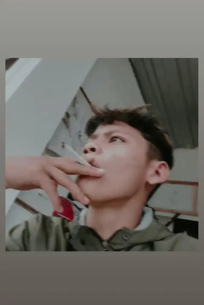sedang mencari pekerjaan