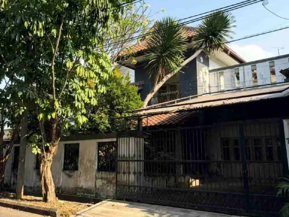 Dibawah Harga Pasar! Rumah Luas di Boulevard Raya Bintaro Jaya Sektor 6 Tangerang Selatan