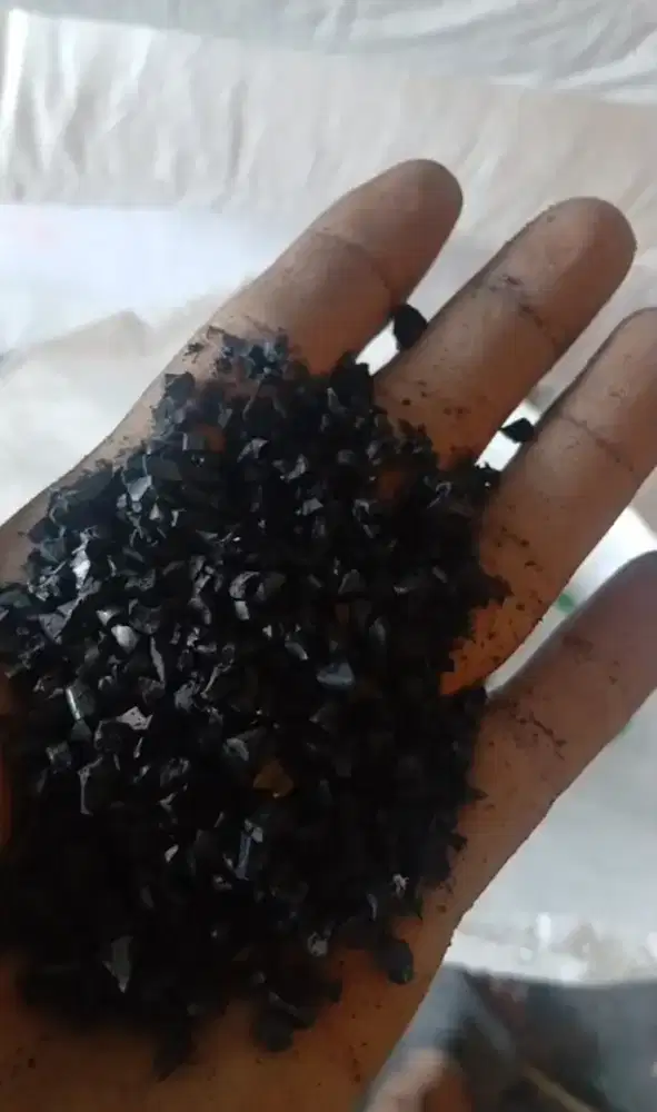Karet granule untuk playground, runningtrack, futsal, minisoccer