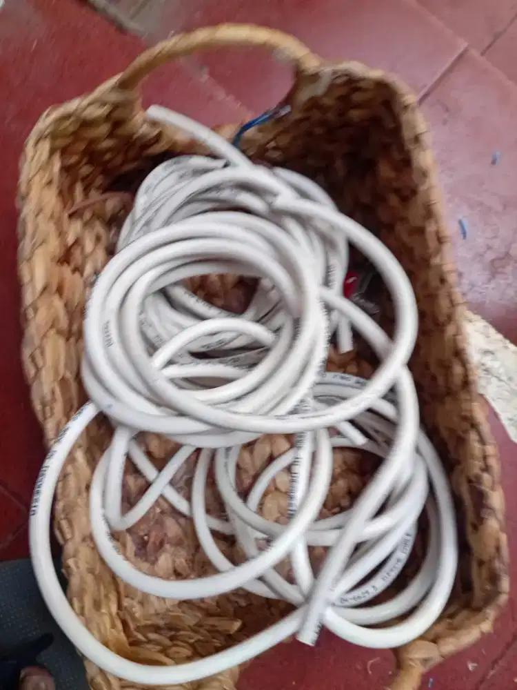 Kabel supreme 2x1,5 potongan