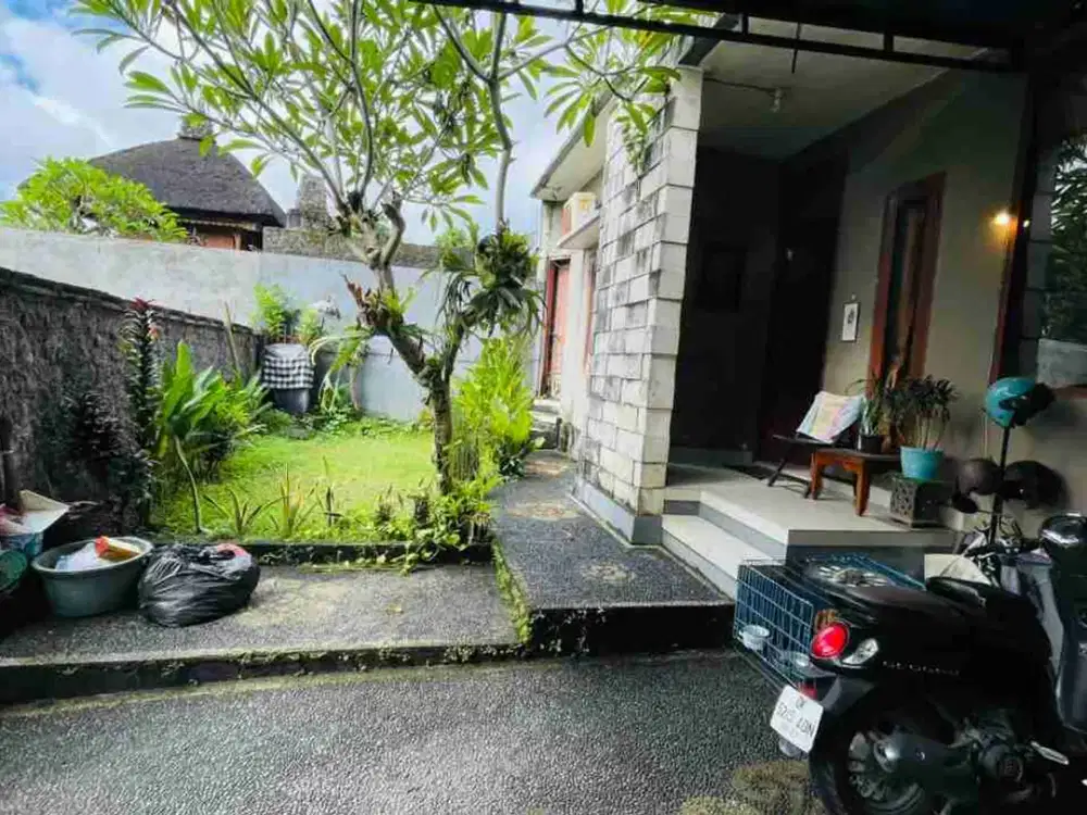 Jual Cepat Rumah 1lt Lokasi dekat Mall Living World Jl kawasan Noja denpasar Timur