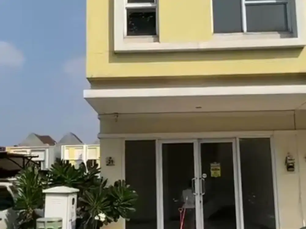 Disewa Murah Ruko Hoek Pisa Grande di Paramount Gading Serpong
