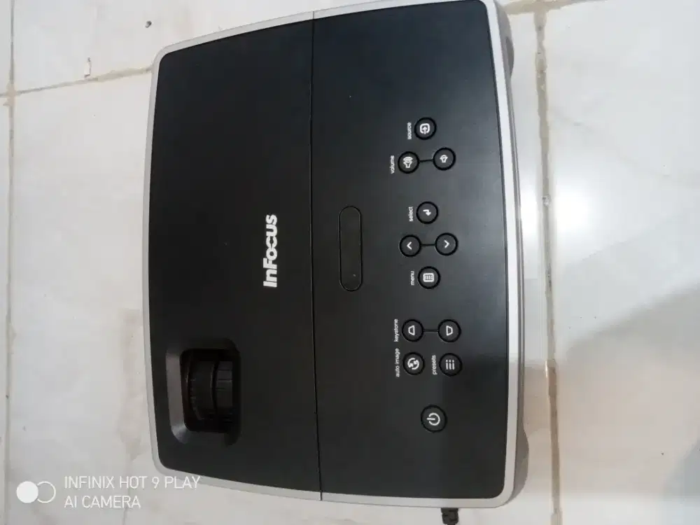 PROYEKTOR INFOCUS N2102