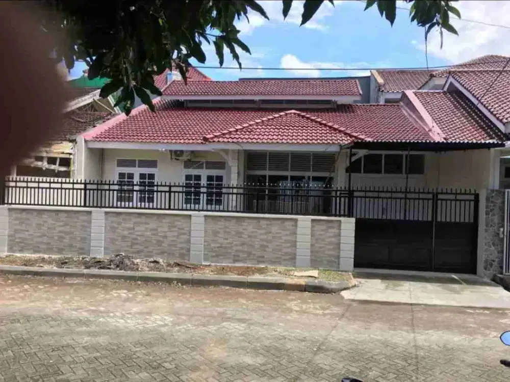 Disewakan Rumah di Jalan Tulip Panakkukang Makassar